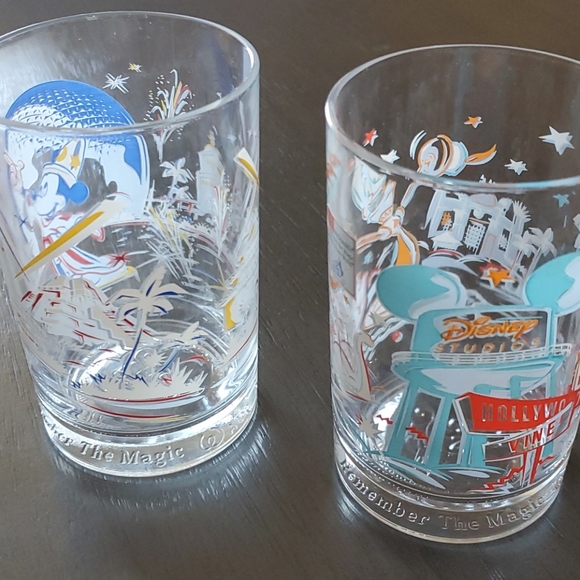 1996 Disney Drinkware - Picture 3 of 9